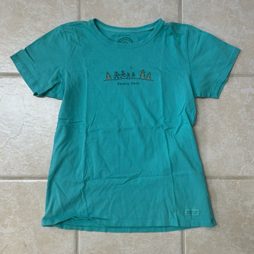 NWOT life is good t shirt